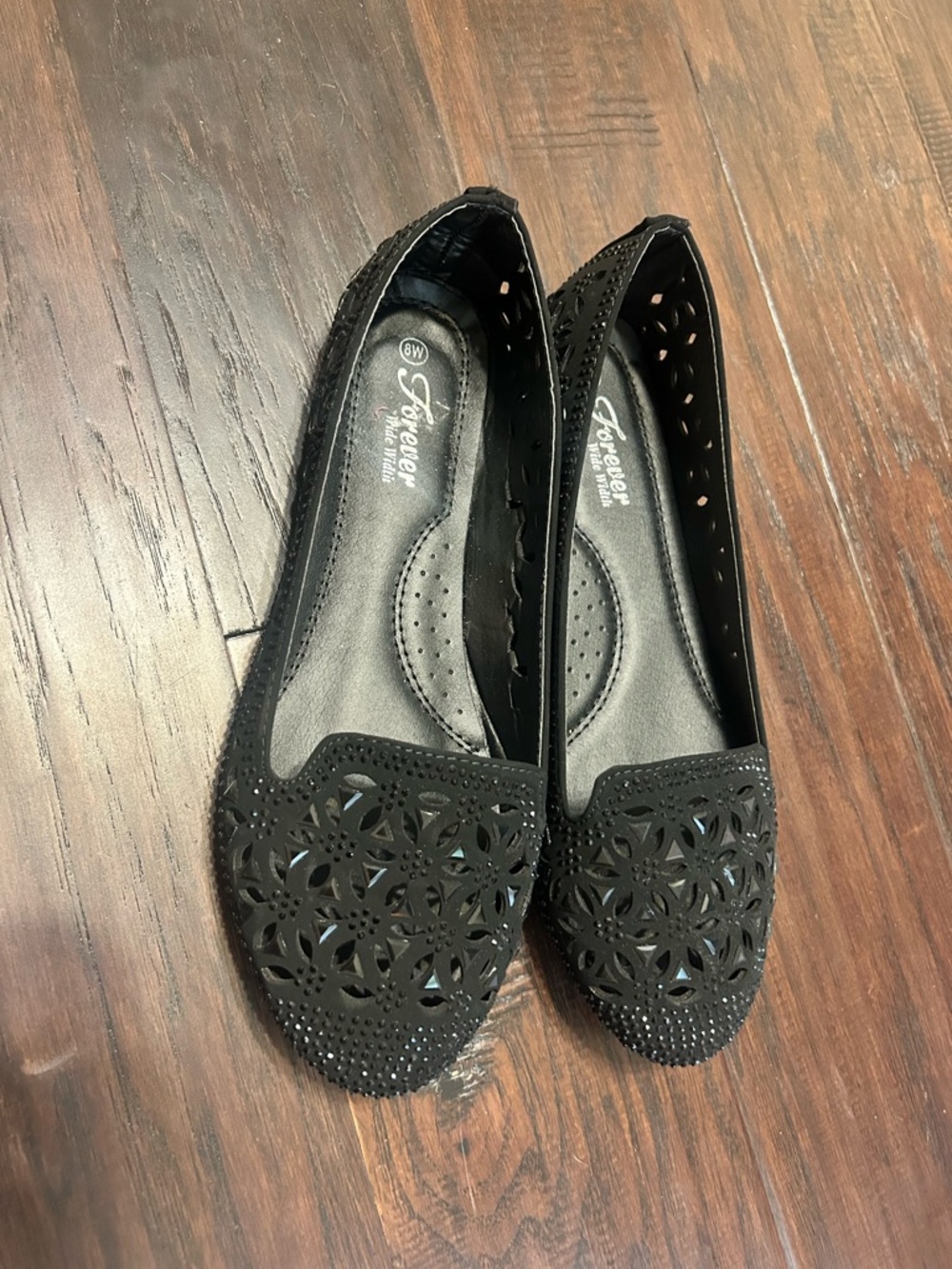 Women’s Flat Dress Shoes 8W